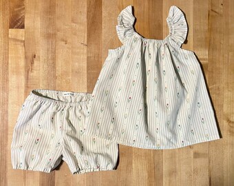 18mo Vintage cotton outfit for baby - Classic shirt top and bloomers/shorts set made out of vintage bedsheet for toddlers