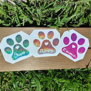 Paw Print Sticker, Paw Decal, Pet Name Decal, Paw Print Tumbler Decal, Dog Mom Decal, Car Decal.