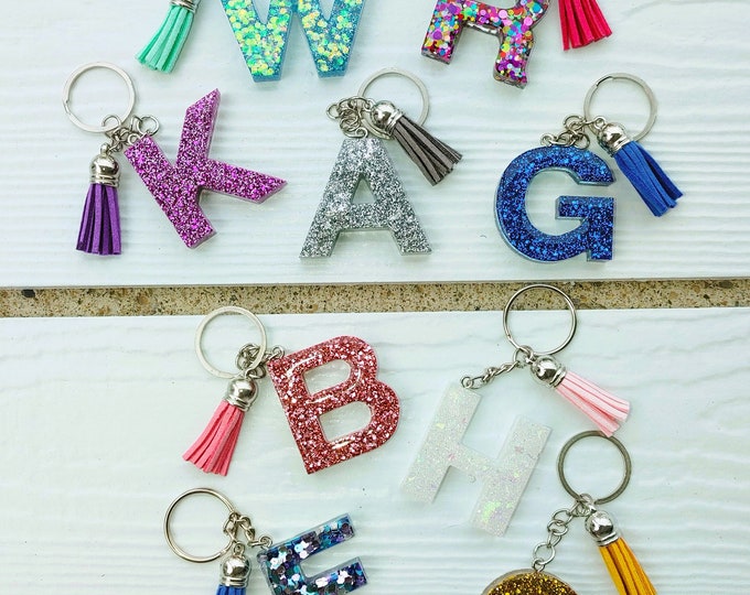 Personalized Glitter Resin Initial Keychain: Custom Backpack Accessory