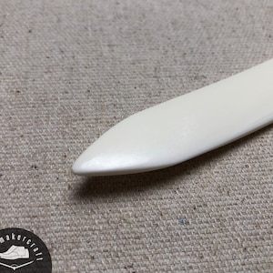 Sleeking bone curved, genuine bone folder, horn folder, shoemaking, leather tool, bookbinding tool, paper crafting