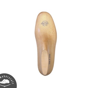 Sneaker shoe last 1653023 for bespoke shoemaking, shoemaker, heelheight 5mm, wood