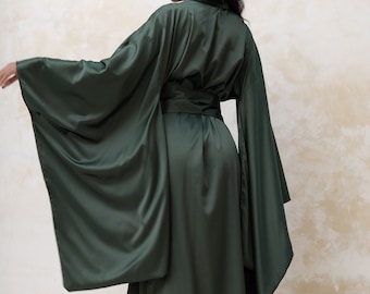 Satin Silk Kimono Robe, Bridesmaid Silk Dressing Gown Long Silk Robe, Silk Robes for Women Plus Size Satin Robe Maxi Emerald Green Nightwear