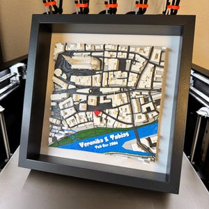 Jouw favoriete plek als 3D-kaart (veelkleurig) in een fotolijst voor jouw gepersonaliseerde cadeau | 3D Locatie | huwelijksgeschenk