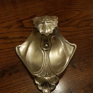 Stunning Vintage Art Nouveau Inkwell