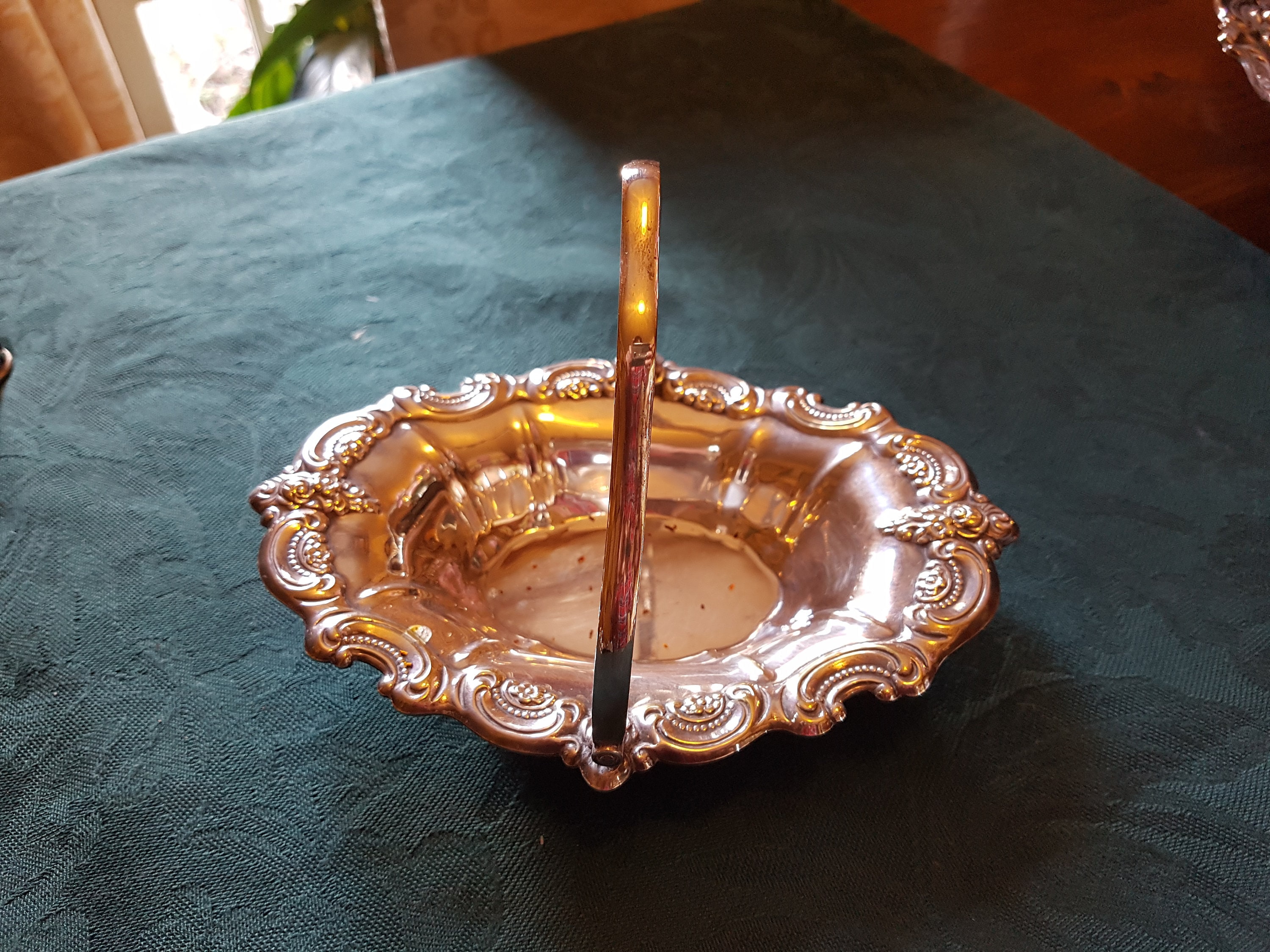 魅力的なヴィンテージのシルバープレートのボンボン皿 - Etsy 日本