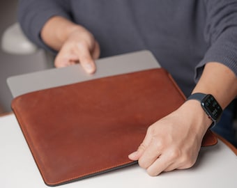 Funda de cuero personalizada para MacBook Air y Pro: compatible con M1/M2/M3/Pro/Max, funda de cuero con relieve para MacBook, funda de cuero personalizada para computadora portátil
