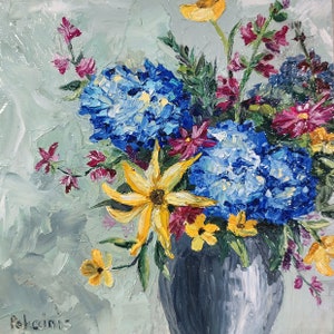 Small floral original oil painting, floral still life handpainted artwork, impasto oil painting, botanical wall art, flower in vase fine art