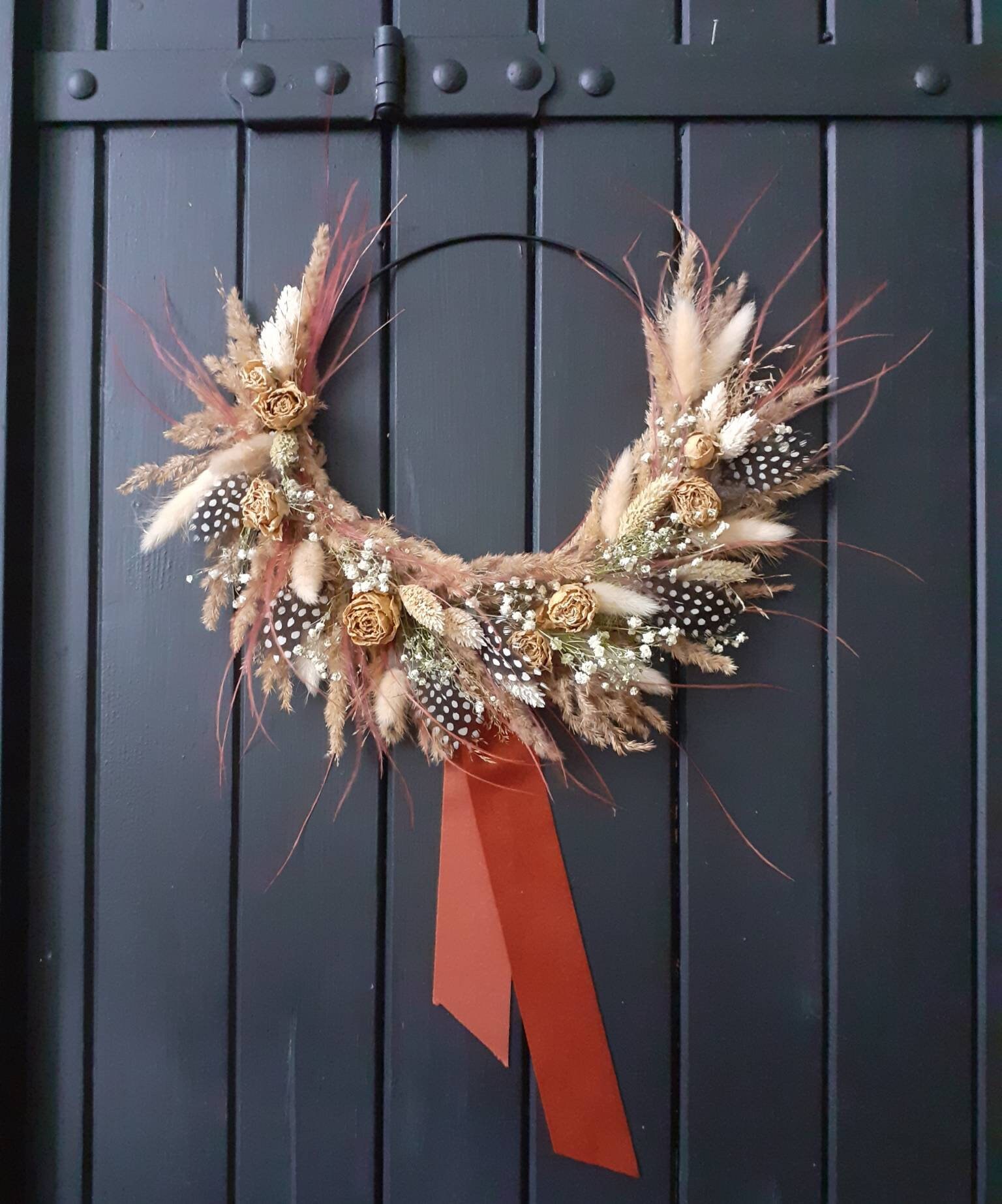 Couronne Décorative de Fleurs Séchées Réalisée à La Main - Douceur Naturel Saint Valentin Witchy