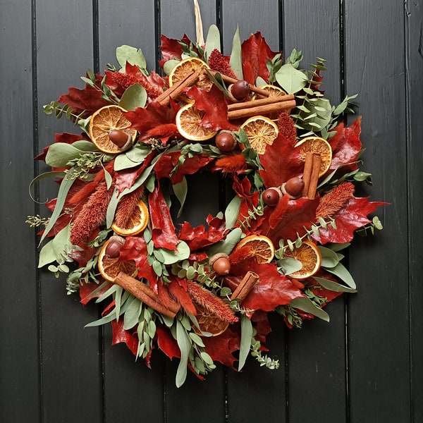 Grande couronne de fleurs et feuillages séchés confectionnée à la main - Hiver - Décoration Noël - Witchcraft - Witch Décor - Couronne Avent