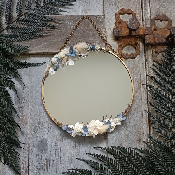 Miroir rond orné de fleurs séchées et stabilisées - Pièce unique - Bleu ciel - Idée cadeau