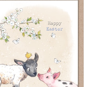 Carte de Pâques - Carte de voeux de qualité - Charmante illustration - Gamme « Buttercup Farm » - Agneau et porcelet - Fabriqué au Royaume-Uni - BFEASTER02