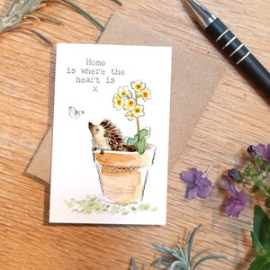 Petite carte souvenir - Neuve dans la maison - format carte - Écrivez un petit message au dos à garder dans votre sac à main, votre portefeuille ou votre poche - LM017