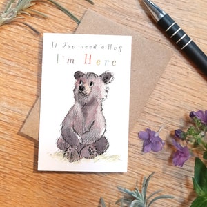 Pequeña tarjeta de recuerdo - Abrazo de oso - tamaño tarjeta de crédito - Escribe un mensajito en el reverso para guardarlo en el bolso, cartera o bolsillo - LM021