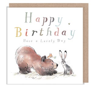 Carte d'anniversaire, carte de voeux de qualité, « l'ours, le lièvre et la souris », illustrations réconfortantes, fabriquée au Royaume-Uni, sans plastique, BHME025