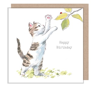 Katzen Geburtstagskarte - Hochwertige Grußkarte - Bezaubernde Illustration - 'Pawsitively Purrect' Serie - Katze mit Blättern - Made in UK-EPP019