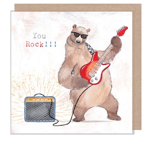 Verjaardagskaart, You Rock!!! - Kwaliteitswenskaart, 'Hey Bear'-reeks gitaarspelende beer, leuke handgetekende illustraties, gemaakt in het Verenigd Koninkrijk, HBE01