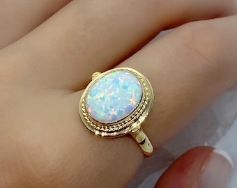 Natuurlijke Opaal Ring - Gouden Ring Opaal - 14k Gouden Ring - Ovale Opaal Ring - Goud en Opaal - Opaal Sieraden - Witte Opaal Ring - Cadeau voor vrouw