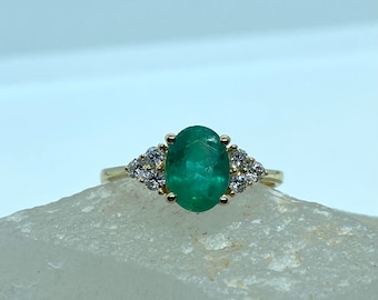 Emerald Engagement Ring Women - Emerald Engagement Ring - Emerald And Diamond Gold Ring - Emerald Diamond Ring - Diamond Ring - Emerald Ring