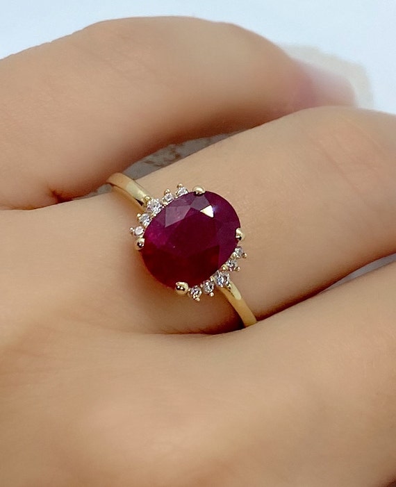 Gold Claddagh Ring With Ruby and Diamonds