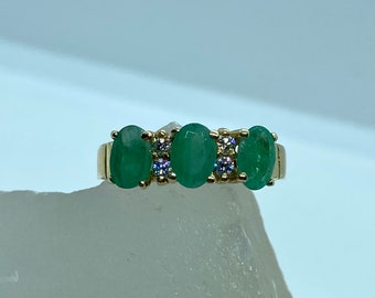 Emerald Ring - Natural Emerald Ring - Emerald And Gold Ring - Yellow Gold Green - 14k Gold Emerald Ring - Womens Gemstone Gift - Emerald