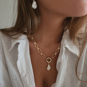 Gold Chunky Pearl Necklace, Gold Pearl Necklace, Link Chain Necklace Gold, Pearl Gold Necklace, Statement Necklace, Statement Pearl Necklace