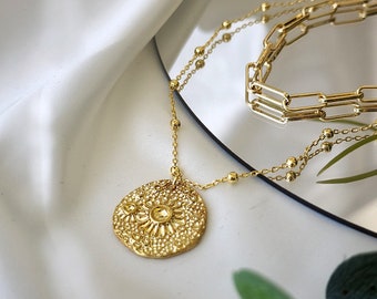 Gold Hammered Coin Necklace, Coin Pendant Necklace, Textured Coin Necklace, Layered Necklace Set, Gold Paperclip Necklace, Hammered Disc