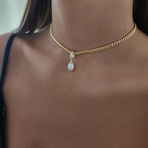 Gold Curb Chain Pearl Choker Necklace, Gold Pearl Choker Necklace, Curb Chain Choker Necklace Gold, Statement Choker Necklace.