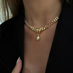 Chunky Gold Curb Chain Choker, Gold Chunky Teardrop Pendant Choker , Statement Necklace, Cuba Chain Necklace, Curb Chain Pendant Necklace.