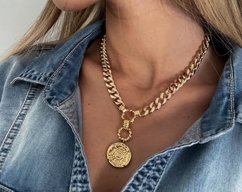 Gold Chunky Coin Necklace, Gold Statement Necklace, Ancient Coin Necklace, Chunky Gold Necklace, Chunky Necklace Women, Medallion Necklace