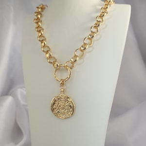 Gold Chunky Medallion Choker, Greek Coin Necklace, Chunky Chain Choker, Mythology Medallion Jewel, Chunky Gold Coin Necklace