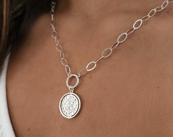 Collana con ciondolo croce in argento sterling, collana con croce in argento, collana con moneta in argento, collana con moneta con croce in argento, collana con moneta a catena a maglie.