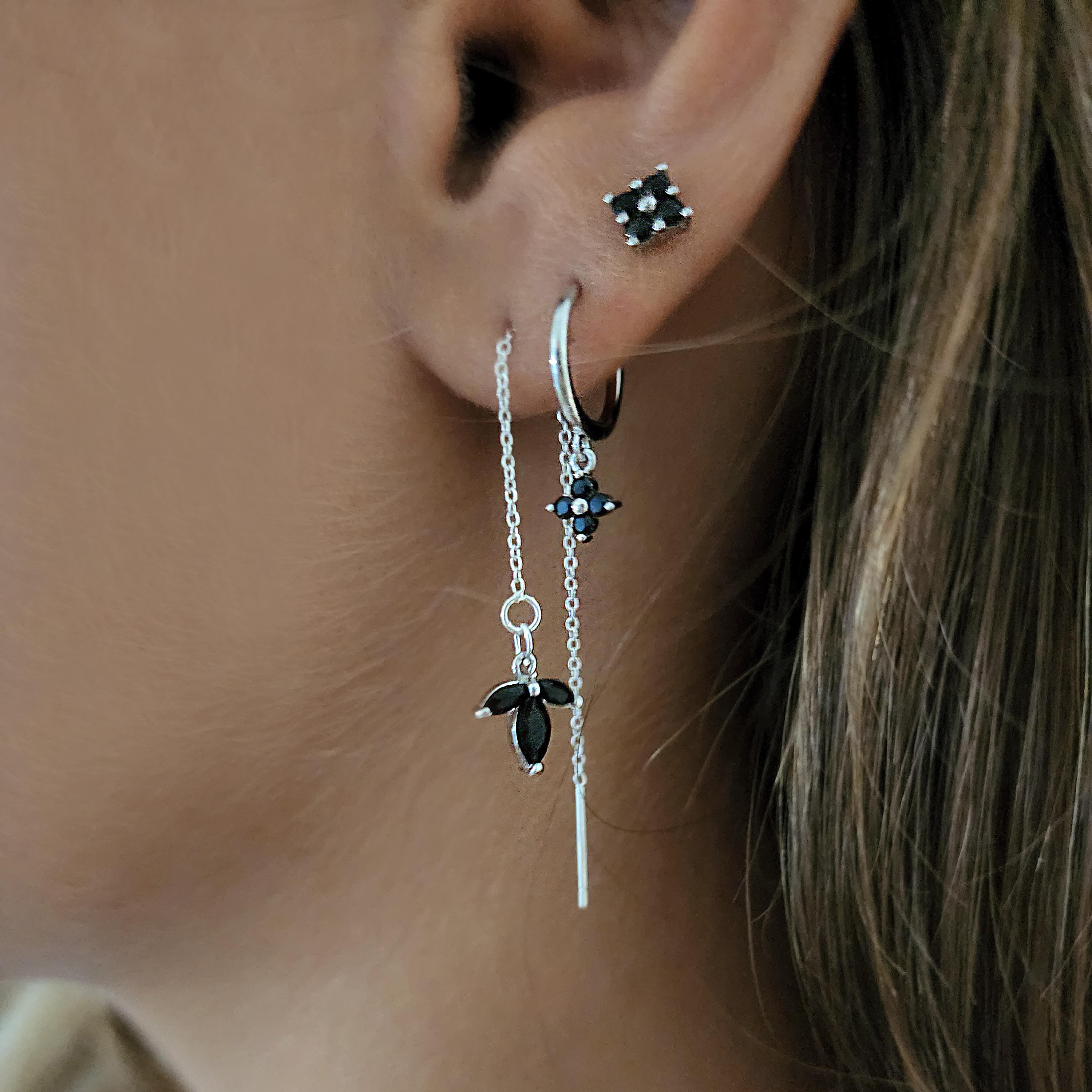 スタージュエリーブラックダイヤ CLICK HOOP PIERCED (SS) BLACK DIAMOND CLICK HOOP PIERCED EARRING(SS)(2ZP1630)K18