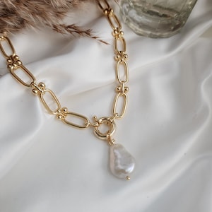 Gold Chunky Pearl Necklace, Gold Pearl Necklace, Link Chain Necklace Gold, Pearl Gold Necklace, Statement Necklace, Statement Pearl Necklace