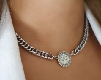Chunky Silver Curb Choker Necklace, Chunky Silver pendant Choker, Chunky Coin Pendant Choker, Silver Statement Necklace, Cuban Link Chain
