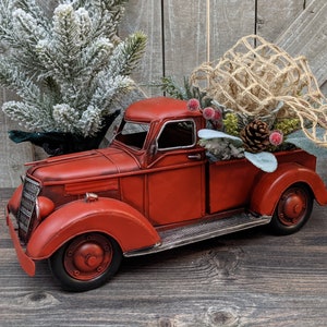 Red Vintage Metal Truck Farmhouse Christmas Bow Rustic Decoration Gift Centerpiece Table Decor Farm Truck Fancy Bow Tabletop Red Metal Truck