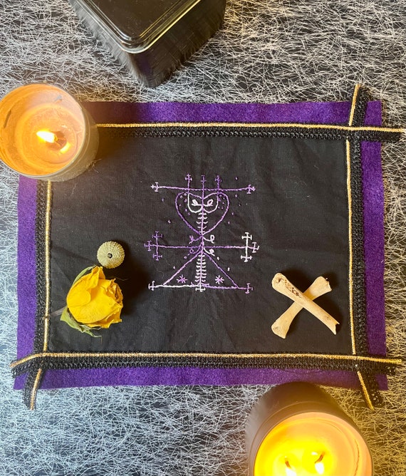 Handmade embroidered altar cloth for Lwa / dedicated to voodoo practitioners / Haitian voodoo dedication