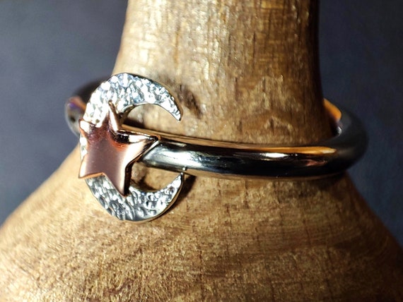 Crescent Moon and Star Ring, 10