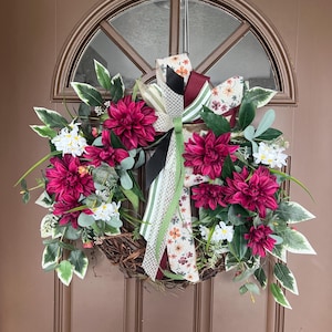 Spring Summer Wreath, Burgundy and White Flower Wreath, Floral Grapevine Wreath, Farmhouse Home Decor, Gifts for Her, Summer Door Decor