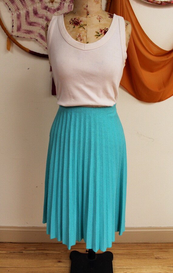 Vintage 1970s Aqua Pleated Full Knit Skirt - Large