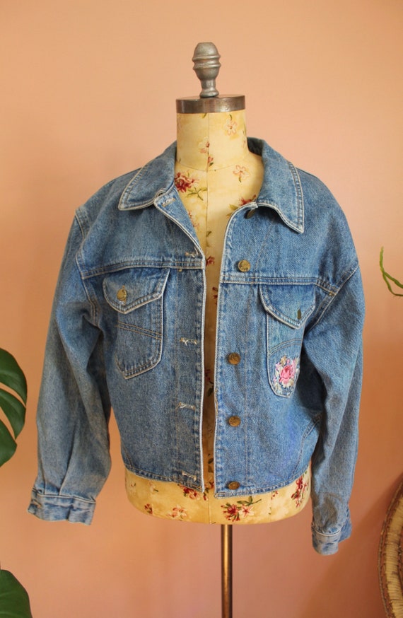 Vintage 1990s Denim Jacket w/ Floral Emboidery- Si