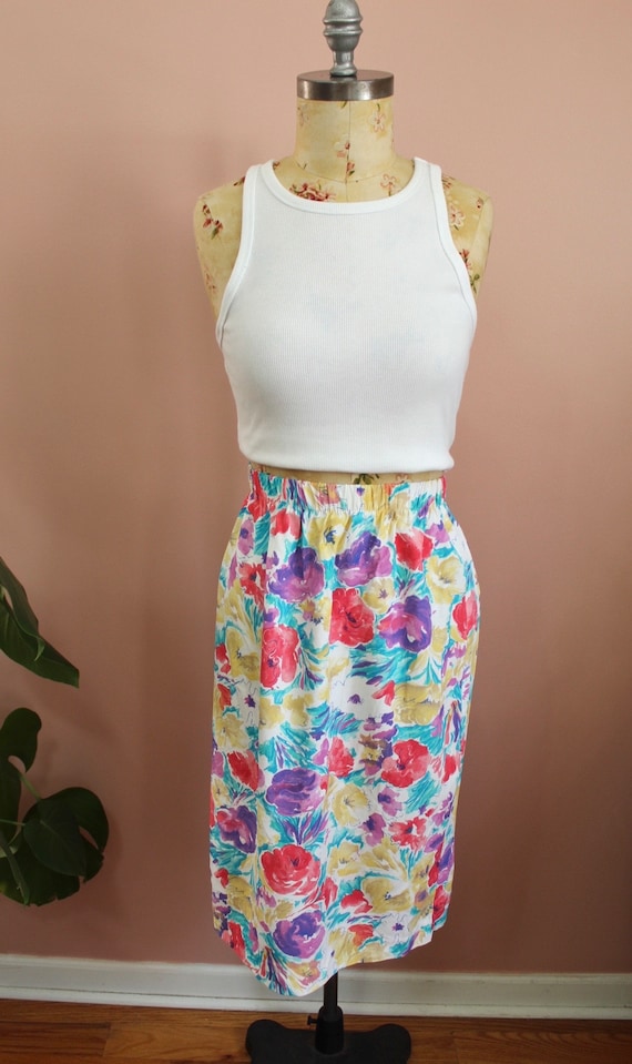 Vintage 1980s Floral Skirt w/ Vibrant Floral Print