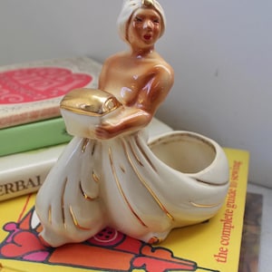 Vintage 1950s Genie Figure w/ Turban Indoor Decorative Planter- Round Shape