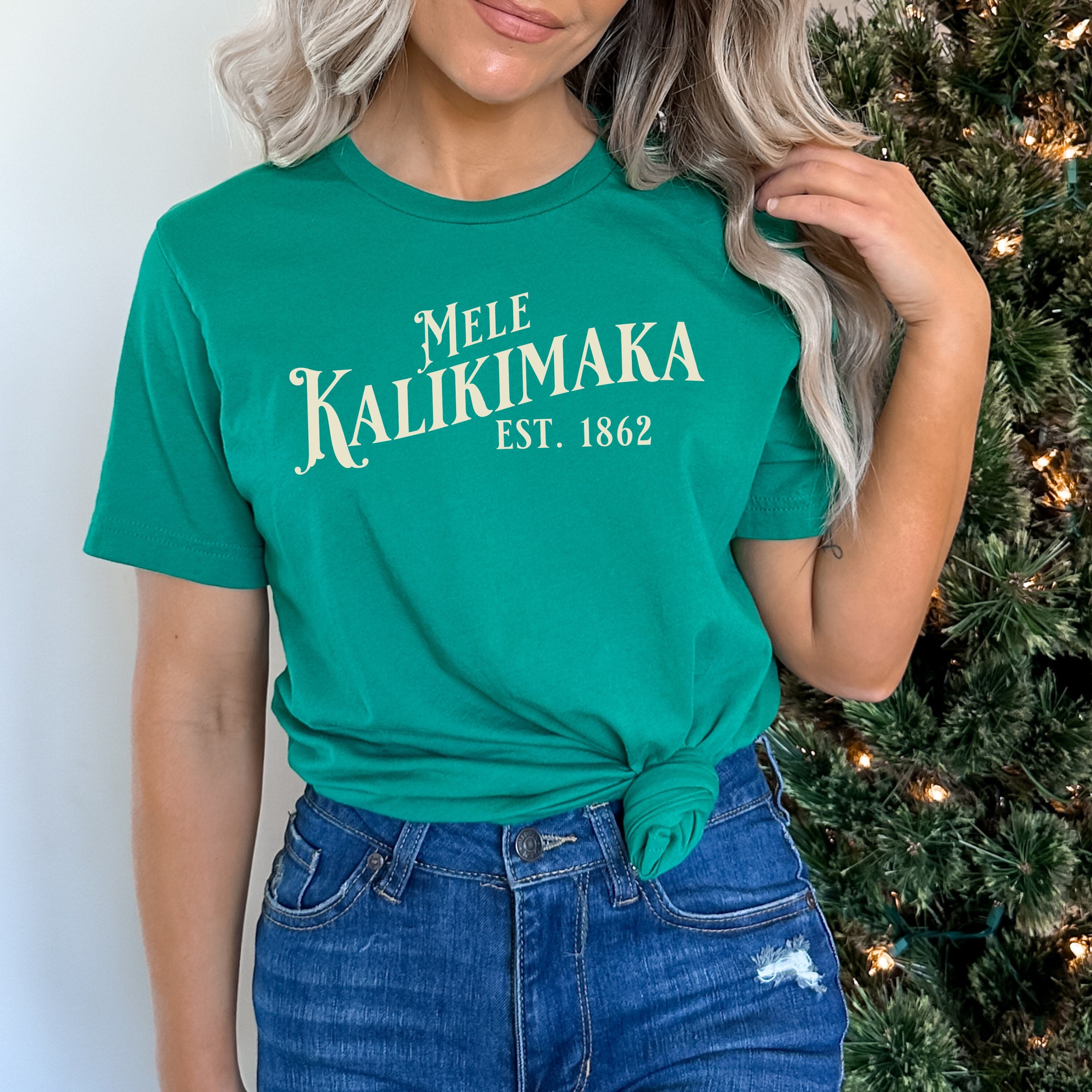 Mele Kalikimaka Shirt, Retro Hawaiian Christmas Shirt, Christmas in Hawaii, Christmas Aloha Shirt, Island Christmas