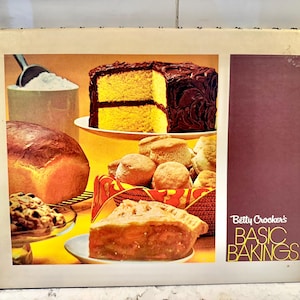 Vintage 1971 Betty Crocker’s Basic Bakings Cookbook, Hardcover Betty Crocker&#39;s Cookbook, 1970s Cookbook, 1970s Kitchen Cookbook, Baking