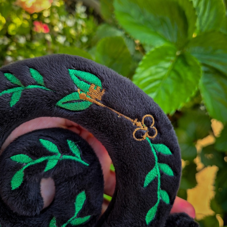 Hekate - Weighted Olympus Snake - Hecate - Witchcraft image 4