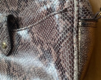 Gili snakeskin 2025 purse