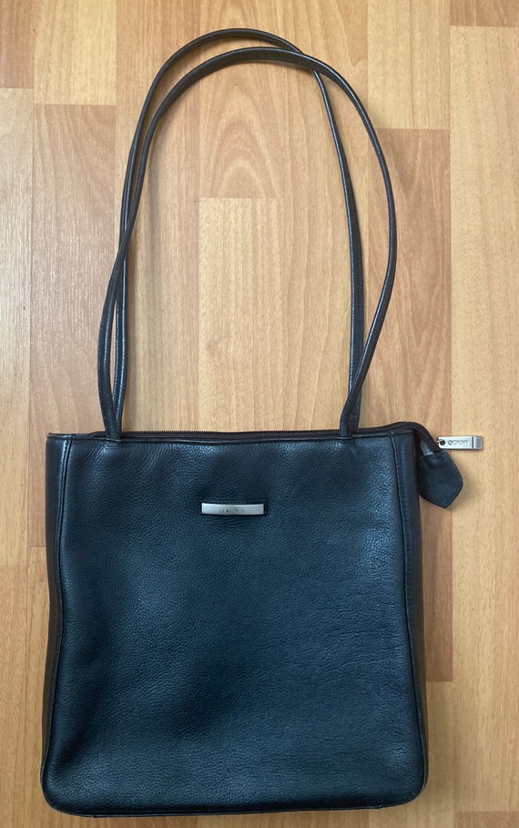 dkny black classic leather Gem