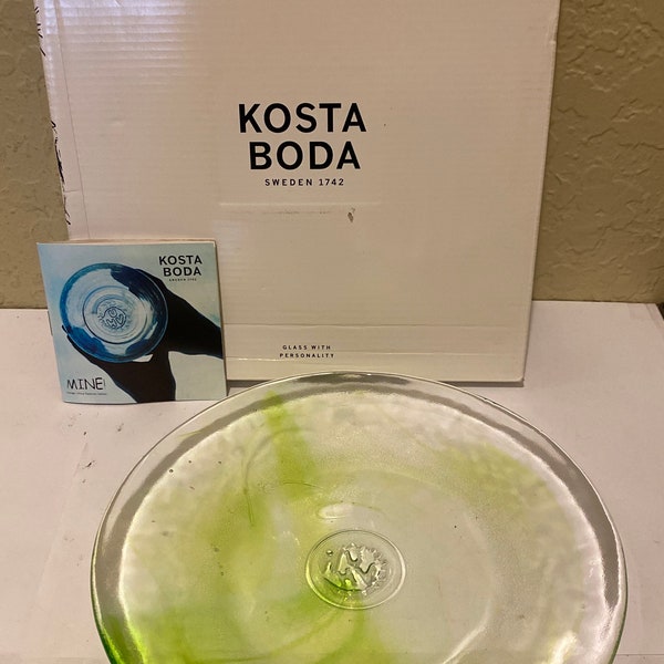 Vintage Kosta Boda Stunning “Mine Lime” Color by Ulrica Hydman-Vallien Plate with Original Box and Brochure Made in Sweden