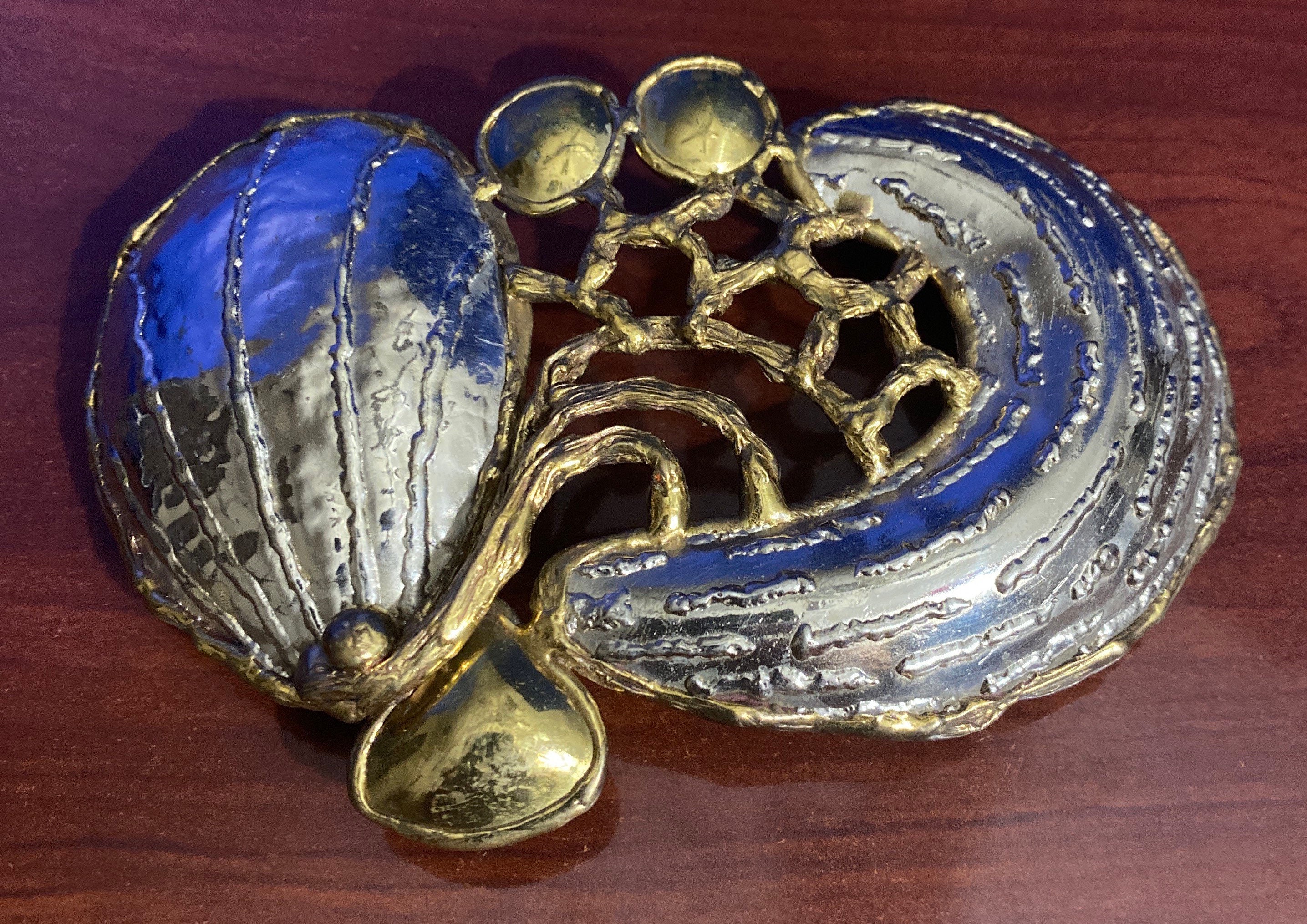 Vintage 80s Metal Silver & Gold Tone Sea Shell Retro Belt  display picture 3