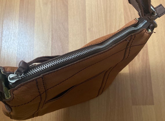 Vintage Fossil Brown Leather Hobo Shoulder Bag - image 7